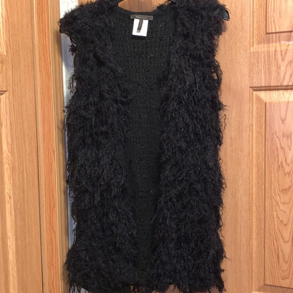 BCBGMAXAZRIA Black Vest — M/L - Picture 2 of 6